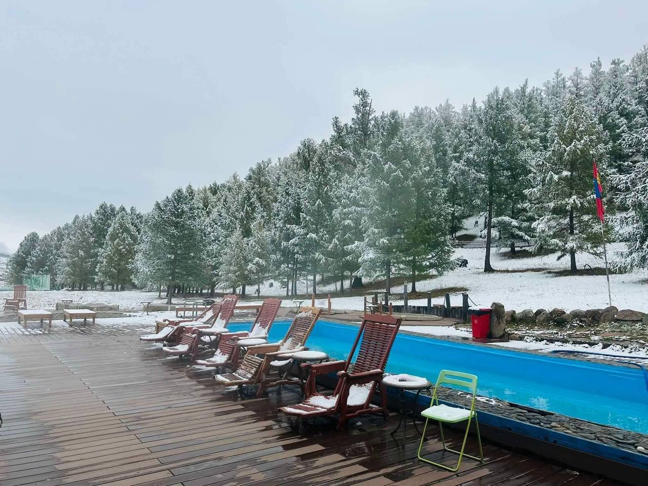 Elsen Tasarkhai - Tsenkher Hot Spring